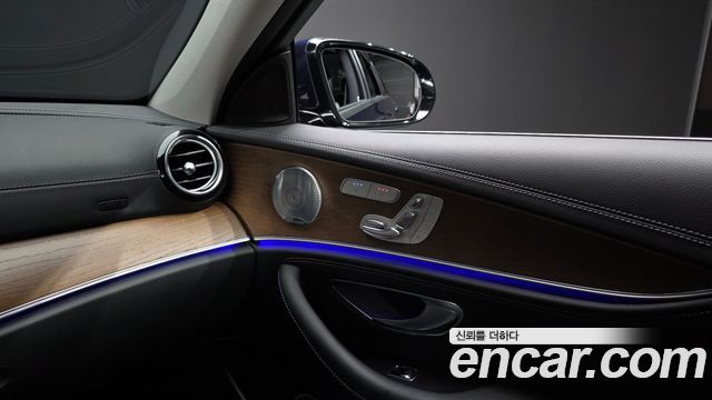 Mercedes-Benz E-Class (W213) E300 4MATIC Exclusive 2019 — фото 29