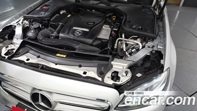 Mercedes-Benz E-Class (W213) E300 4MATIC Avnatgarde 2017 — фото 6