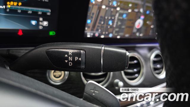 Mercedes-Benz E-Class (W213) E300 4MATIC Avnatgarde 2017 — фото 9