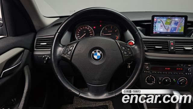 BMW X1 (E84) xDrive 18d 2011 — фото 13