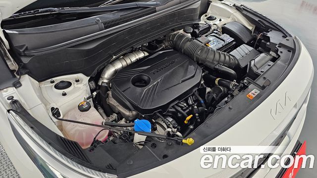 Kia Seltos Gasoline 1.6 Turbo 2WD Signature 2023 — фото 6
