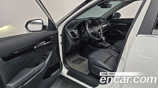 Kia Seltos Gasoline 1.6 Turbo 2WD Signature 2023 — фото 10