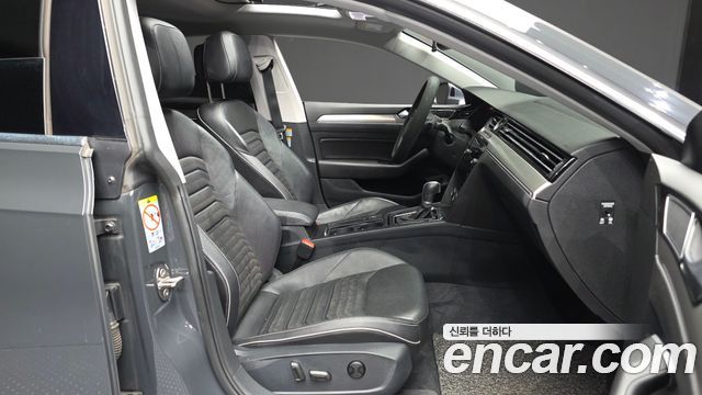 Volkswagen Arteon 2.0 TDI Premium 2018 — фото 11