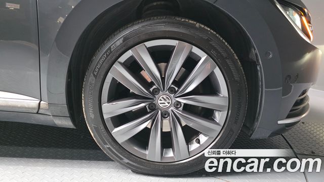 Volkswagen Arteon 2.0 TDI Premium 2018 — фото 21