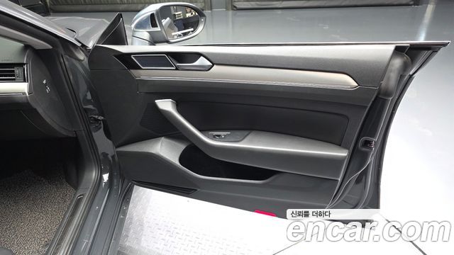 Volkswagen Arteon 2.0 TDI Premium 2018 — фото 24