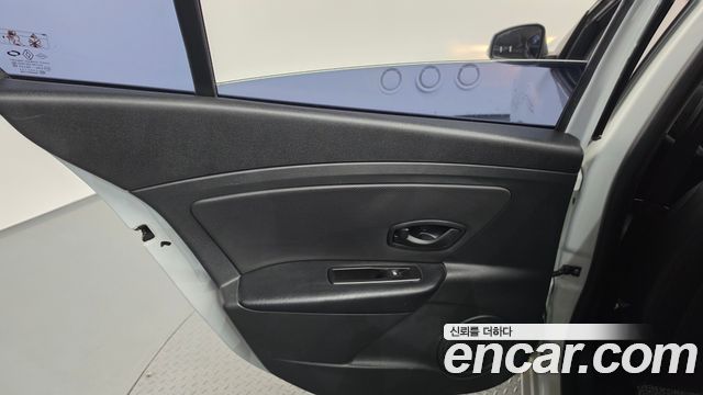 Renault Korea SM3 Neo SE 2019 — фото 25