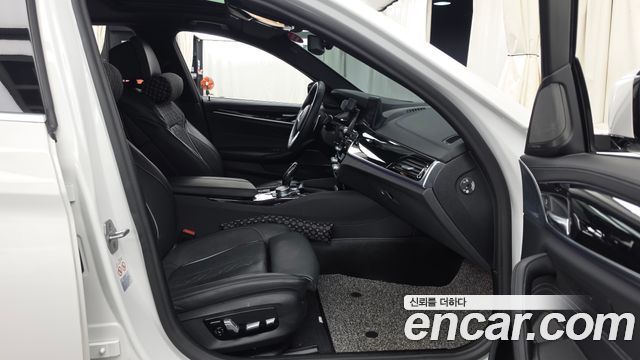 BMW 5 Series (G30) 520d M Sport Package Plus 2020 — фото 11