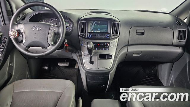 Hyundai Grand Starex Van 5-Seater Modern 2019 — фото 7
