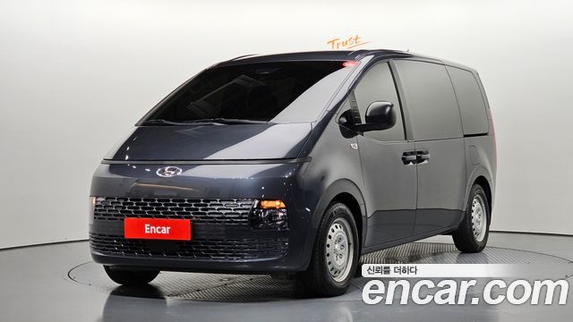 Hyundai Staria Tourer 11-Seater Smart 2023 — фото 1