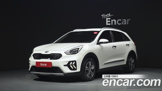 Kia Niro 1.6 HEV Prestige 2020 — фото 1