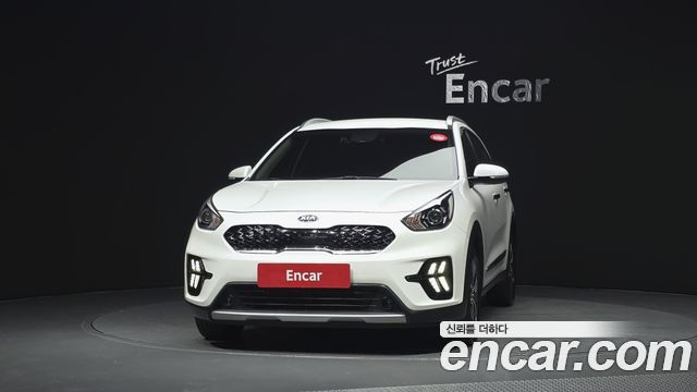 Kia Niro 1.6 HEV Prestige 2020 — фото 3