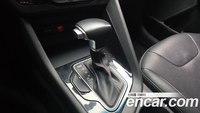 Kia Niro 1.6 HEV Prestige 2020 — фото 9