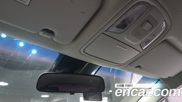 Kia Niro 1.6 HEV Prestige 2020 — фото 18