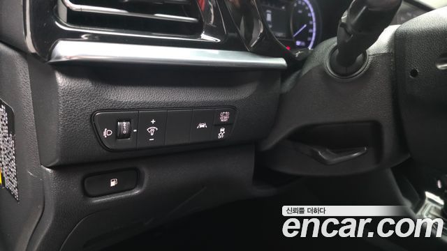 Kia Niro 1.6 HEV Prestige 2020 — фото 19