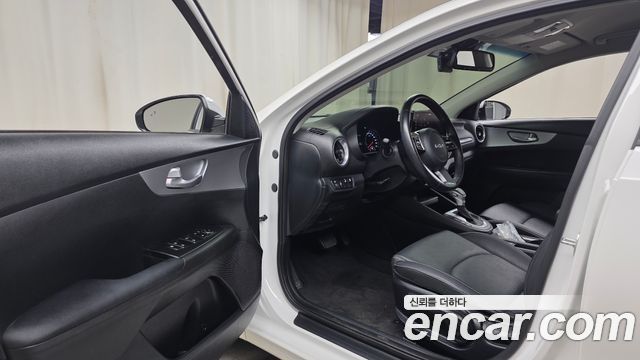 Kia K3 (II) 1.6 Prestige 2022 — фото 10