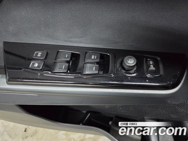 KG Mobility (SsangYong) Torres Gasoline 1.5 2WD T5 2023 — фото 17