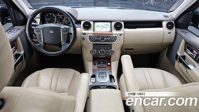 Land Rover Discovery 4 3.0 SDV6 SE 2016 — фото 7