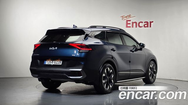 Kia Sportage (V) Gasoline 1.6 Turbo 4WD Signature Gravity 2023 — фото 2