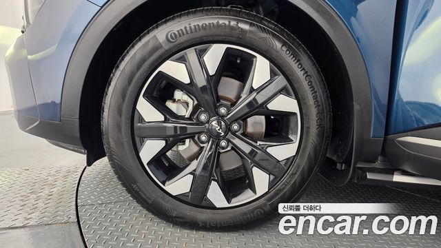 Kia Sportage (V) Gasoline 1.6 Turbo 4WD Signature Gravity 2023 — фото 5