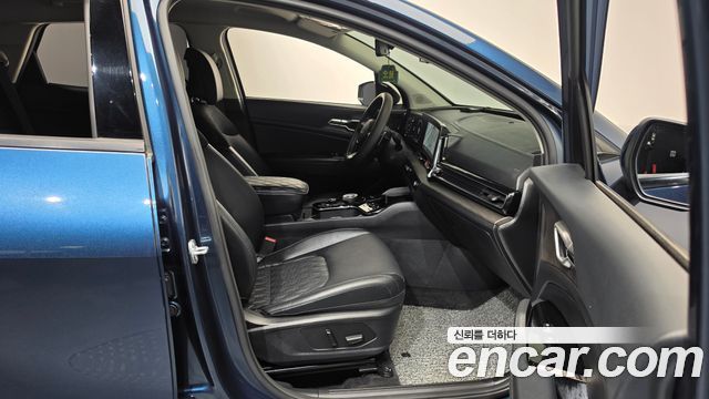 Kia Sportage (V) Gasoline 1.6 Turbo 4WD Signature Gravity 2023 — фото 32