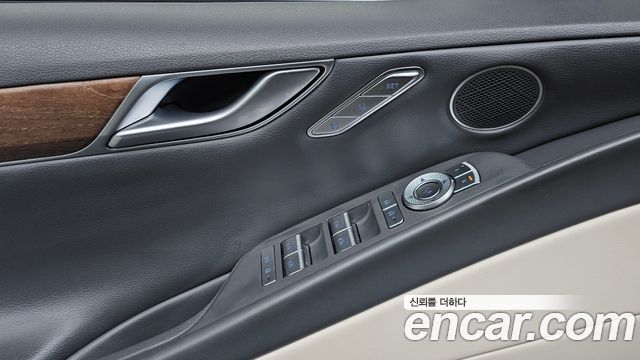 Genesis G80 (RG3) Gasoline 2.5 Turbo AWD 2022 — фото 29