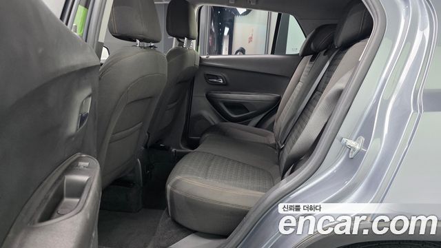 Chevrolet Trax 1.4 LS 2019 — фото 11