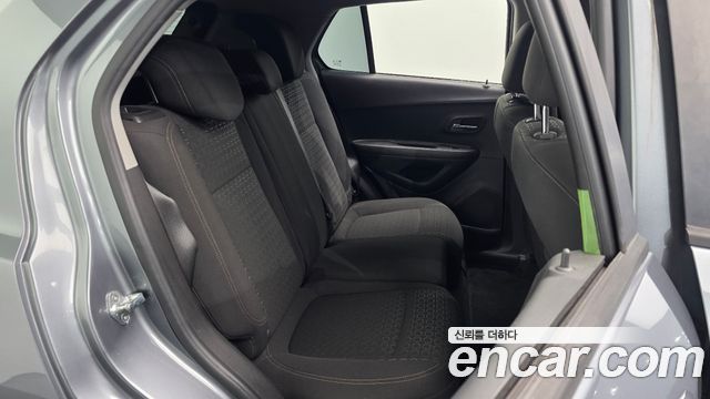 Chevrolet Trax 1.4 LS 2019 — фото 12