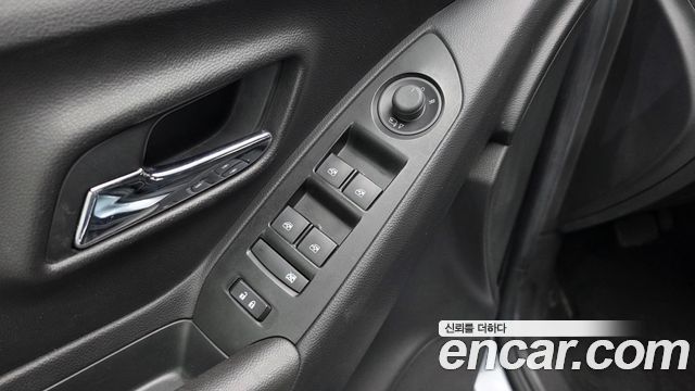 Chevrolet Trax 1.4 LS 2019 — фото 20