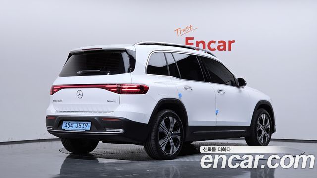 Mercedes-Benz EQB (X243) EQB300 4MATIC Progressive 2026 — фото 2