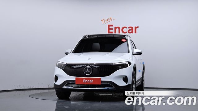 Mercedes-Benz EQB (X243) EQB300 4MATIC Progressive 2026 — фото 3