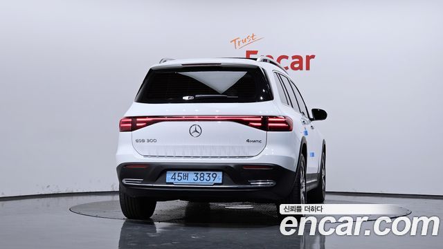 Mercedes-Benz EQB (X243) EQB300 4MATIC Progressive 2026 — фото 4