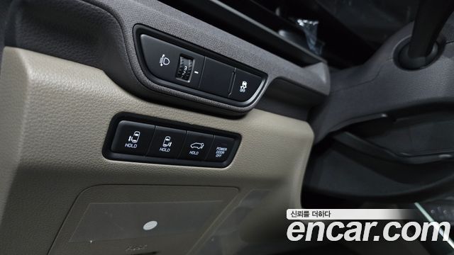 Kia Carnival (IV) Gasoline 9-Seater Noblesse 2025 — фото 20