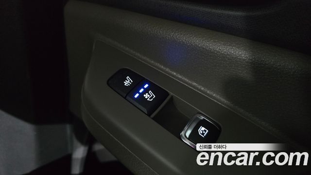 Kia Carnival (IV) Gasoline 9-Seater Noblesse 2025 — фото 33