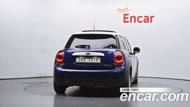 MINI Cooper D 5Door Mid 3rd 2015 — фото 4