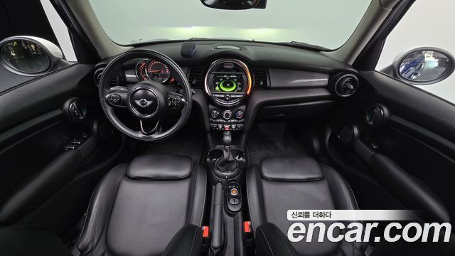 MINI Cooper D 5Door Mid 3rd 2015 — фото 7