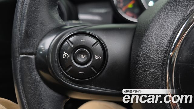 MINI Cooper D 5Door Mid 3rd 2015 — фото 18