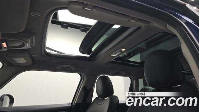 MINI Cooper D 5Door Mid 3rd 2015 — фото 20