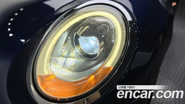 MINI Cooper D 5Door Mid 3rd 2015 — фото 22