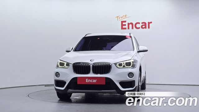 BMW X1 (F48) xDrive 20d 2016 — фото 3