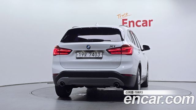 BMW X1 (F48) xDrive 20d 2016 — фото 4