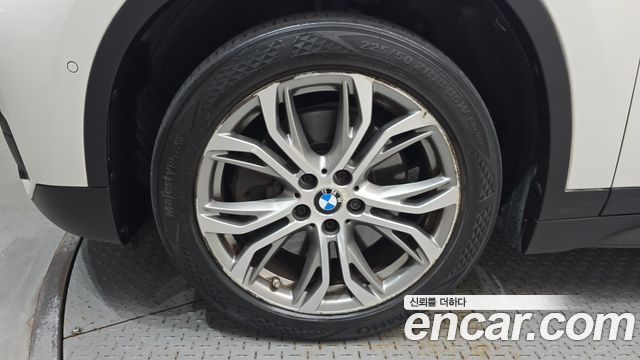 BMW X1 (F48) xDrive 20d 2016 — фото 5