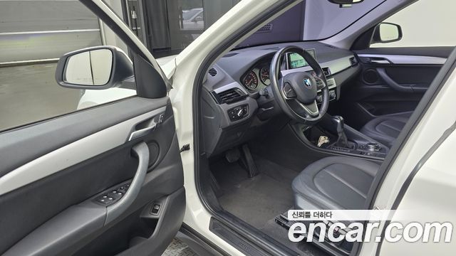 BMW X1 (F48) xDrive 20d 2016 — фото 10