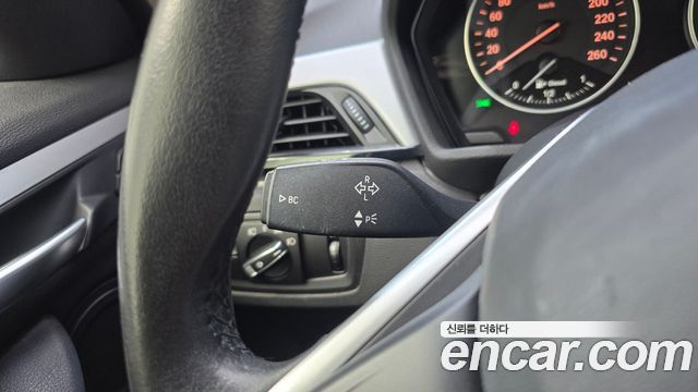 BMW X1 (F48) xDrive 20d 2016 — фото 18