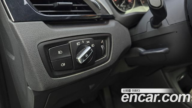 BMW X1 (F48) xDrive 20d 2016 — фото 19