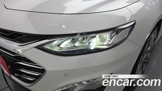 Chevrolet Malibu 2.0 Turbo Premier Special 2019 — фото 22