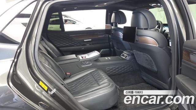 Genesis G90 (RS4) Gasoline 3.5 Turbo e-S/C AWD LWB 2023 — фото 12