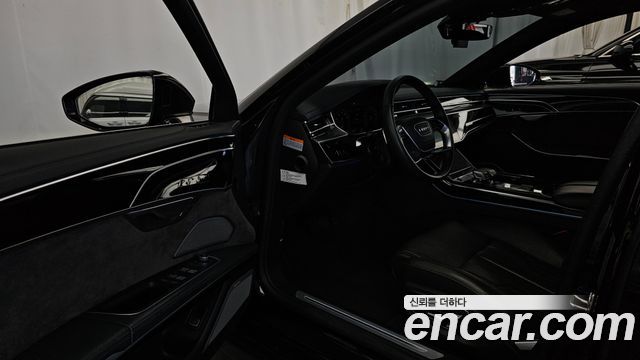 Audi A8 (D5) 55 TFSI Quattro LWB 2021 — фото 10