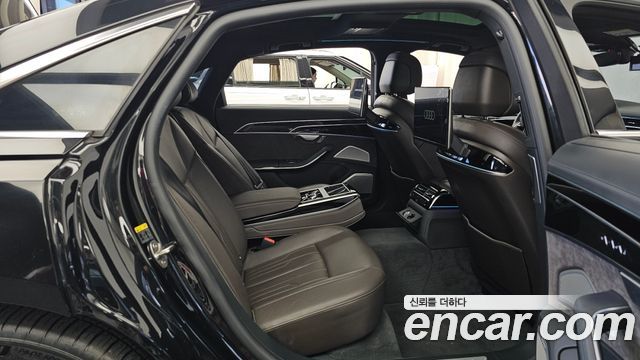 Audi A8 (D5) 55 TFSI Quattro LWB 2021 — фото 12