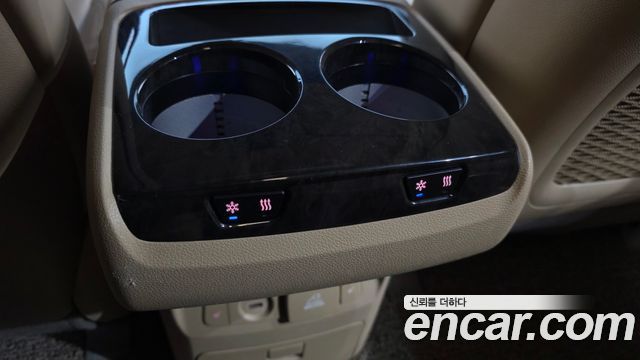 Kia Carnival Gasoline 9-Seater Hi-Limousine Noblesse Special 2019 — фото 17