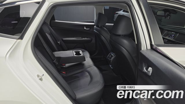 Kia K5 (II) 2.0 Prestige 2020 — фото 28